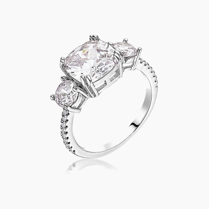 The Modern Royal Elegance